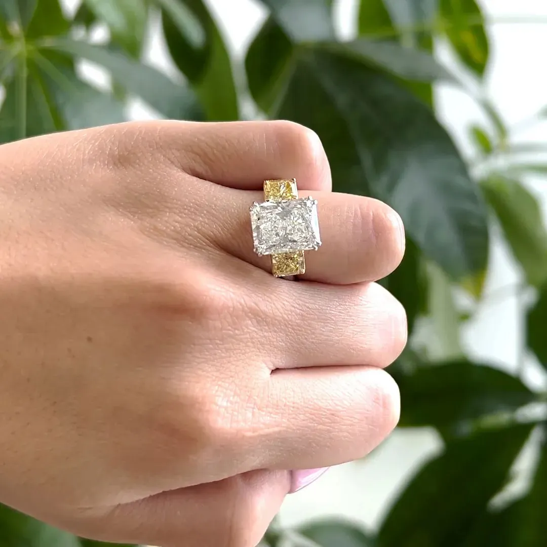 /public/photos/live/Radiant Cut Light Yellow 3 Stone Moissanite Ring 482 (2).webp